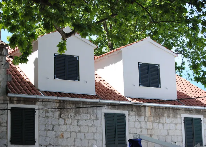 Lanterna Rooms
